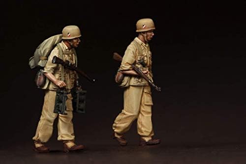 Goodmoel 1/35 колекция от модели на немските войници от Втората световна война от смола (2 човека) / Набор от миниатюрни войници в разглобено формата и Неокрашенный/Tx-3079