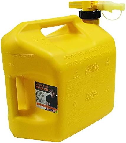 Туба за бензин обем 1450 литра в 5 литра (съвместим с карбуратори) и филтъра за дизелово гориво обем 1457 литра, жълта.